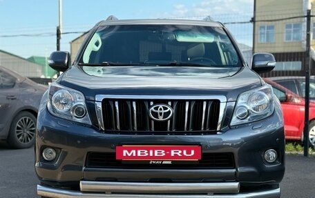Toyota Land Cruiser Prado 150 рестайлинг 2, 2012 год, 2 700 000 рублей, 2 фотография