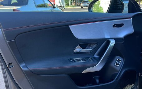 Mercedes-Benz CLA, 2020 год, 2 300 000 рублей, 20 фотография