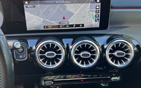 Mercedes-Benz CLA, 2020 год, 2 300 000 рублей, 22 фотография