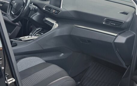 Peugeot 5008 II, 2019 год, 2 300 000 рублей, 17 фотография