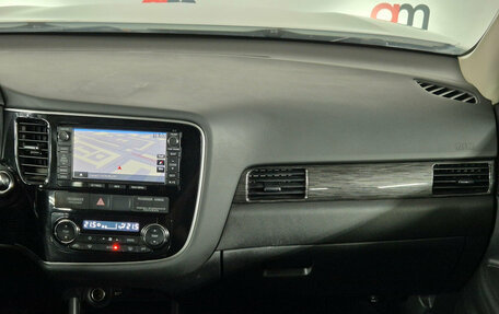 Mitsubishi Outlander III рестайлинг 3, 2015 год, 1 699 000 рублей, 14 фотография