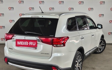 Mitsubishi Outlander III рестайлинг 3, 2015 год, 1 699 000 рублей, 4 фотография