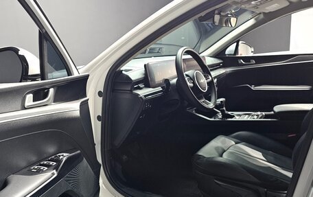 KIA K5, 2023 год, 1 870 000 рублей, 6 фотография