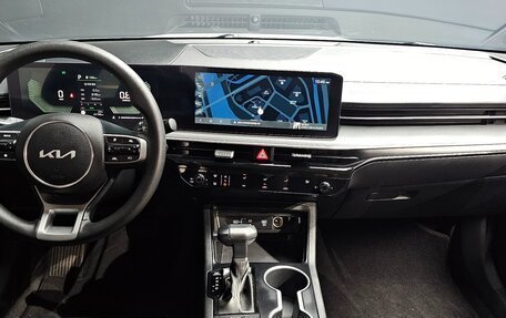 KIA K5, 2023 год, 1 870 000 рублей, 5 фотография