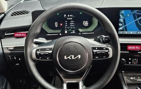 KIA K5, 2023 год, 1 870 000 рублей, 10 фотография