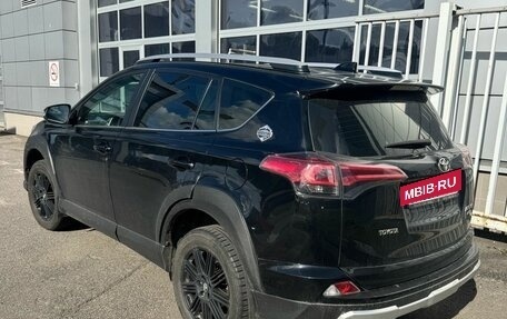 Toyota RAV4, 2018 год, 2 590 000 рублей, 3 фотография