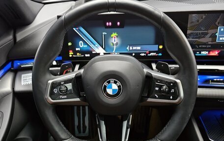 BMW 5 серия, 2024 год, 5 900 000 рублей, 13 фотография