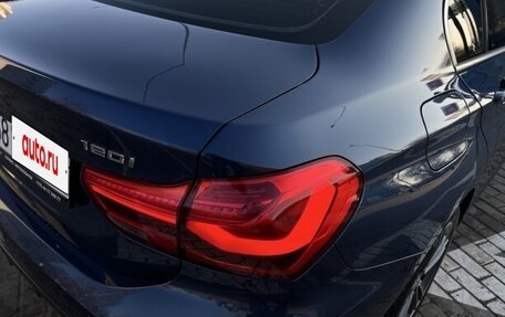 BMW 1 серия, 2022 год, 1 950 000 рублей, 10 фотография