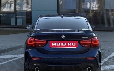 BMW 1 серия, 2022 год, 1 950 000 рублей, 4 фотография