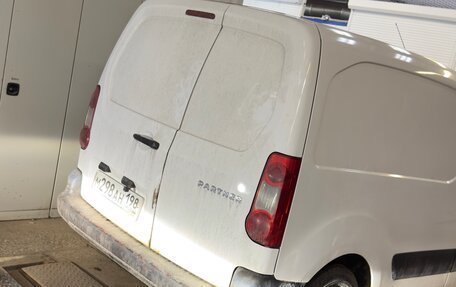 Peugeot Partner II рестайлинг 2, 2011 год, 550 000 рублей, 3 фотография