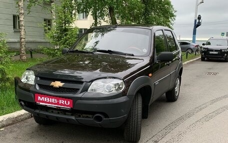 Chevrolet Niva I рестайлинг, 2009 год, 435 000 рублей, 2 фотография