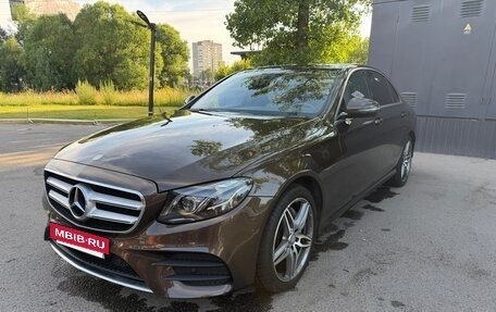 Mercedes-Benz E-Класс, 2016 год, 2 900 000 рублей, 2 фотография