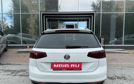 Volkswagen Passat B8 рестайлинг, 2020 год, 2 199 000 рублей, 7 фотография