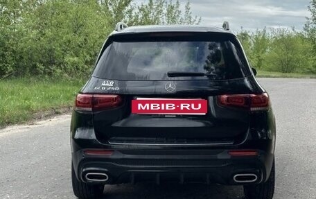 Mercedes-Benz GLB, 2022 год, 2 450 000 рублей, 7 фотография