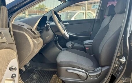Hyundai Solaris II рестайлинг, 2013 год, 795 000 рублей, 6 фотография