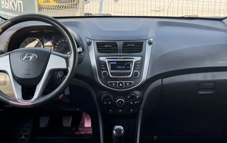 Hyundai Solaris II рестайлинг, 2013 год, 795 000 рублей, 14 фотография