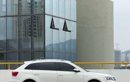 Volkswagen Lavida, 2014 год, 1 211 006 рублей, 7 фотография