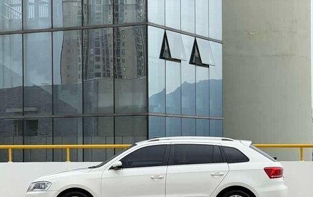 Volkswagen Lavida, 2014 год, 1 211 006 рублей, 6 фотография