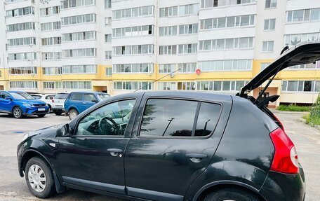 Renault Sandero I, 2013 год, 560 000 рублей, 3 фотография