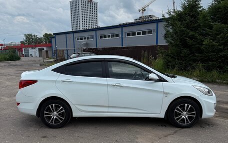 Hyundai Solaris II рестайлинг, 2013 год, 950 000 рублей, 3 фотография