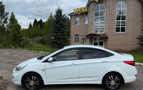 Hyundai Solaris II рестайлинг, 2013 год, 950 000 рублей, 7 фотография