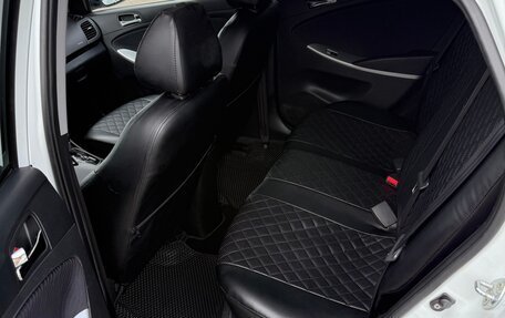 Hyundai Solaris II рестайлинг, 2013 год, 950 000 рублей, 12 фотография