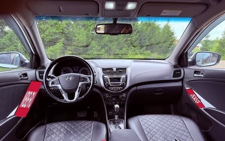 Hyundai Solaris II рестайлинг, 2013 год, 950 000 рублей, 16 фотография