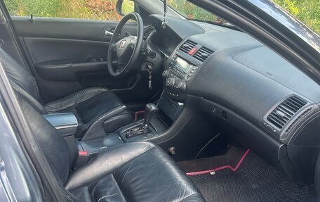 Honda Accord VII рестайлинг, 2004 год, 600 000 рублей, 6 фотография