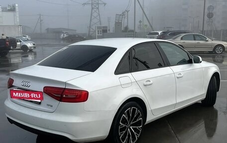 Audi A4, 2012 год, 1 099 000 рублей, 8 фотография