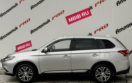 Mitsubishi Outlander III рестайлинг 3, 2018 год, 2 385 000 рублей, 9 фотография