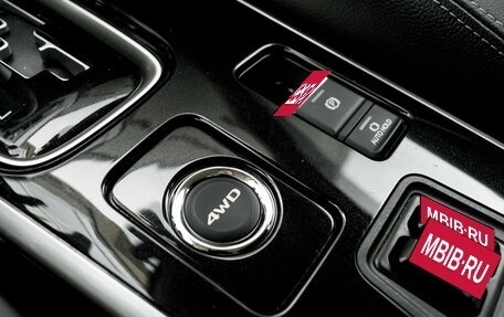 Mitsubishi Outlander III рестайлинг 3, 2018 год, 2 385 000 рублей, 25 фотография