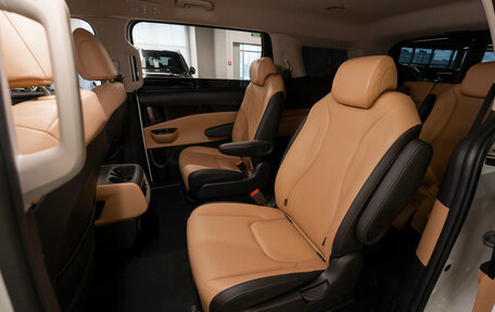 KIA Carnival, 2021 год, 3 250 000 рублей, 12 фотография