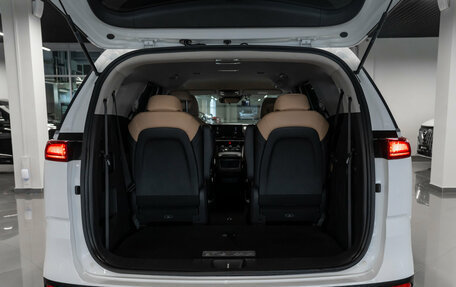 KIA Carnival, 2021 год, 3 250 000 рублей, 24 фотография