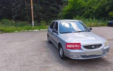 Hyundai Accent II, 2004 год, 370 000 рублей, 2 фотография
