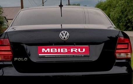 Volkswagen Polo VI (EU Market), 2017 год, 1 100 000 рублей, 2 фотография