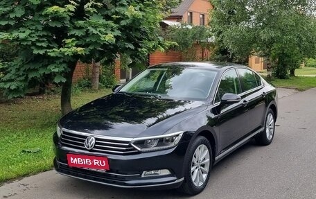 Volkswagen Passat B8 рестайлинг, 2019 год, 2 210 000 рублей, 1 фотография