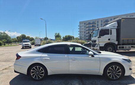 Hyundai Sonata VIII, 2021 год, 1 750 000 рублей, 4 фотография