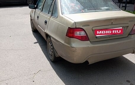 Daewoo Nexia I рестайлинг, 2010 год, 70 000 рублей, 2 фотография