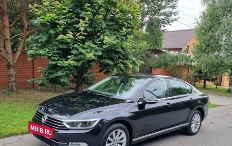 Volkswagen Passat B8 рестайлинг, 2019 год, 2 210 000 рублей, 11 фотография