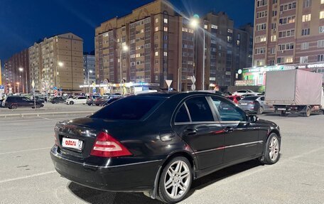 Mercedes-Benz C-Класс, 2004 год, 470 000 рублей, 3 фотография