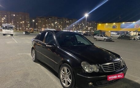 Mercedes-Benz C-Класс, 2004 год, 470 000 рублей, 2 фотография