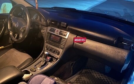 Mercedes-Benz C-Класс, 2004 год, 470 000 рублей, 9 фотография