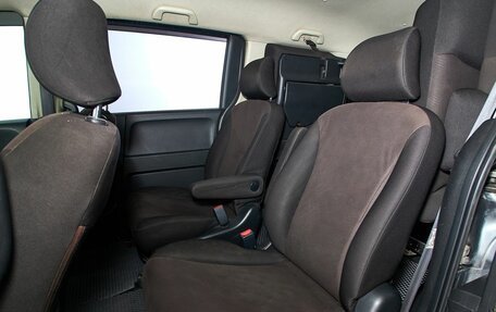 Honda Freed I, 2010 год, 999 000 рублей, 17 фотография