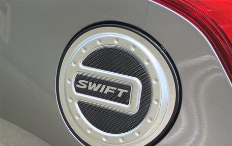 Suzuki Swift V, 2022 год, 1 360 000 рублей, 29 фотография