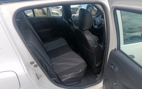 Renault Sandero II рестайлинг, 2015 год, 549 000 рублей, 12 фотография