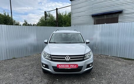 Volkswagen Tiguan I, 2011 год, 825 000 рублей, 3 фотография