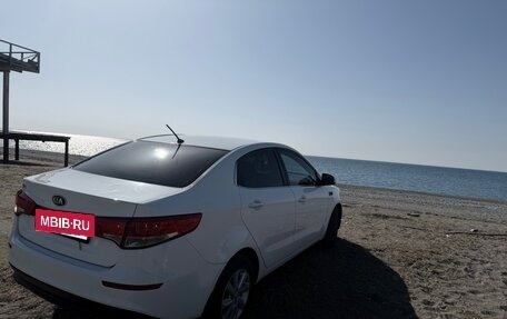 KIA Rio III рестайлинг, 2015 год, 890 000 рублей, 6 фотография