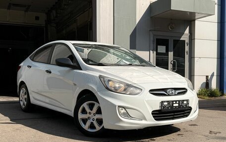 Hyundai Solaris II рестайлинг, 2011 год, 729 000 рублей, 1 фотография
