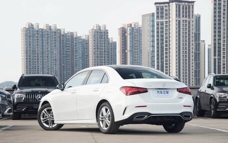 Mercedes-Benz A-Класс, 2023 год, 2 100 000 рублей, 4 фотография