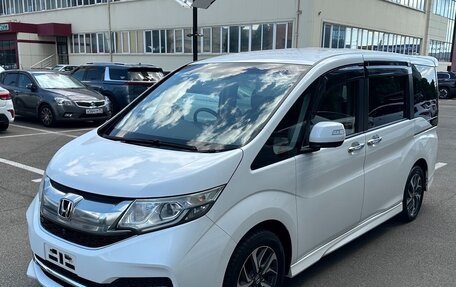 Honda Stepwgn IV, 2016 год, 1 530 000 рублей, 3 фотография